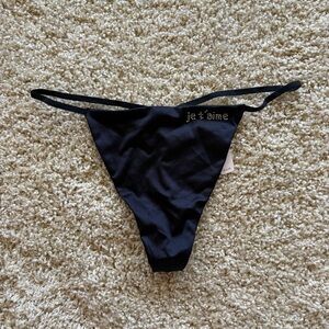 Victoria’s Secret Y2K Thong L Black Rhinestone Je T’aime V String 2006 NWT